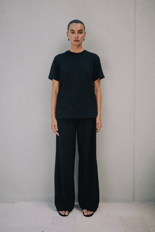 Miley Relaxed Tee - Black