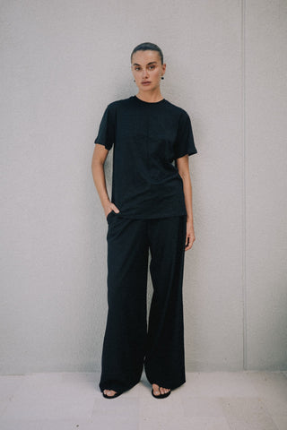 Miley Relaxed Tee - Black