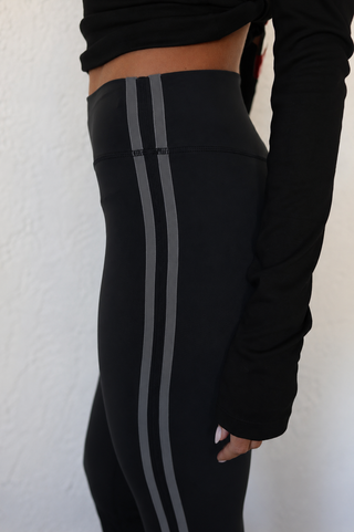 Amelia High Rise Flare - Black