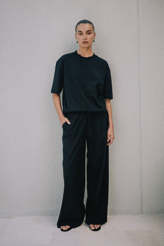Ella Boyfriend Tee - Black
