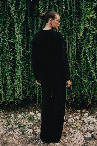 Amie Shaggy Knit Pullover - Black