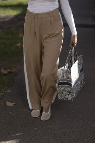 Addison Trouser - Camel/White
